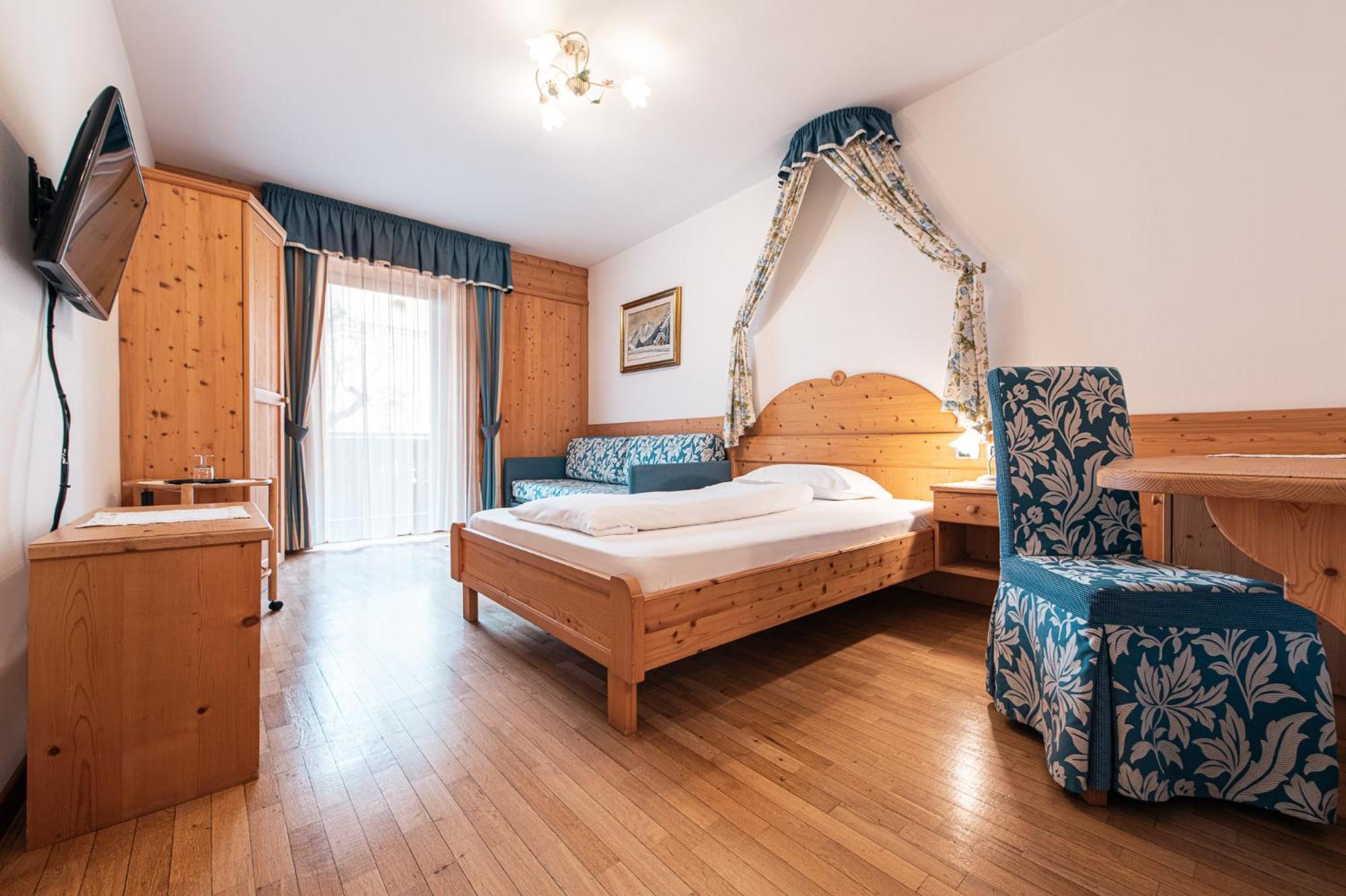 Hotel Goldene Rose Monguelfo-Tesido / Welsberg-Taisten Eksteriør billede